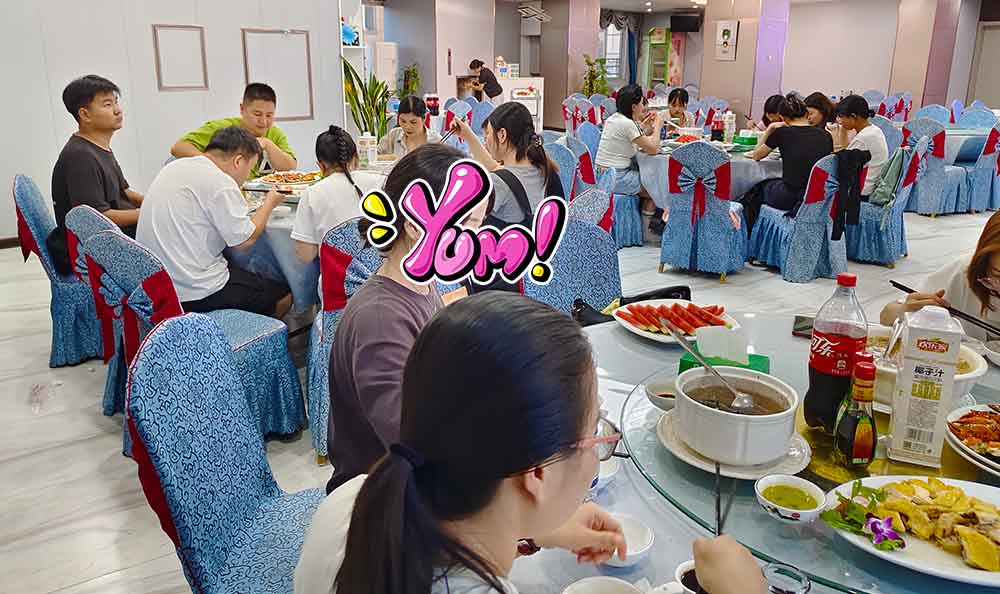 A Passionate and Joyful Journey to Luojiang Park